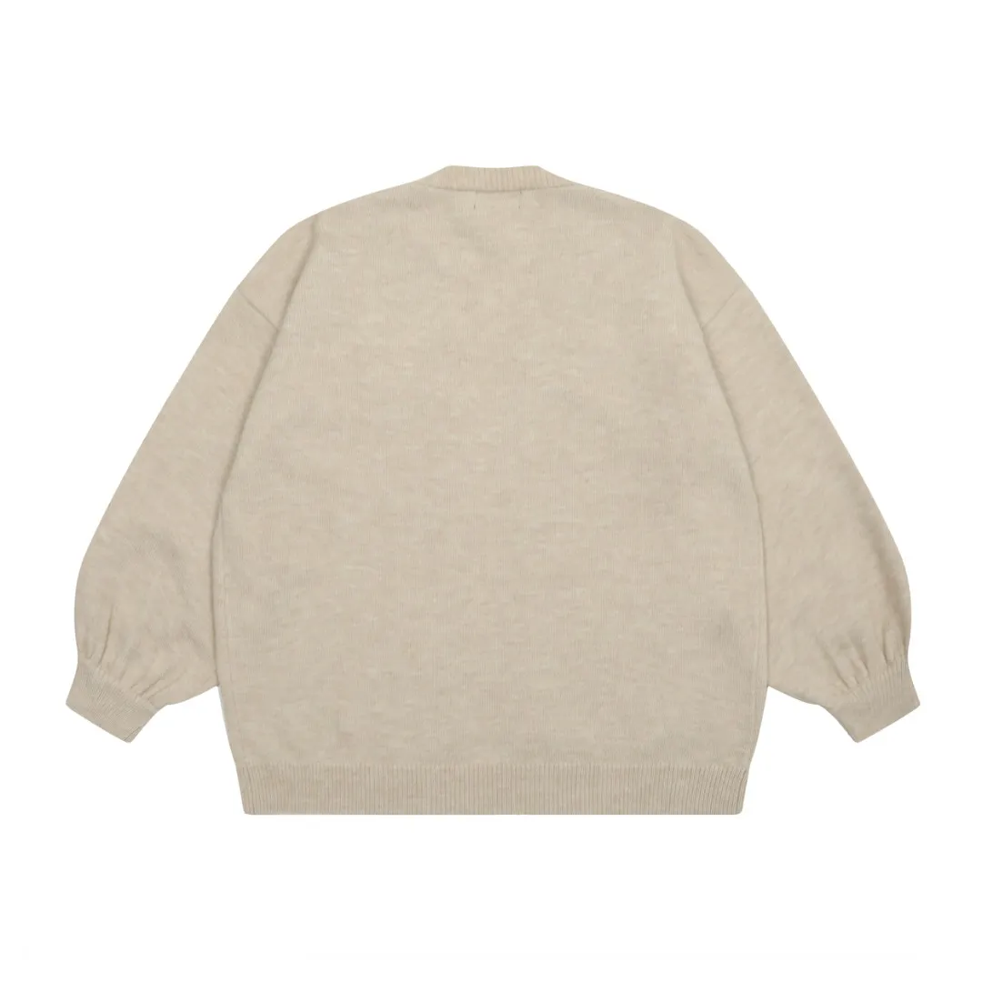 🅿️220 "Top quality" Style number: DS016# [Ralph Lauren V-neck solid color pony embroidered logo woolen knitted shawl cardigan] ✅Ralph Lauren Lazy‌oversize style basic classic versatile ten-color shawl cardigan ✅Main supplier platform live broadcast Wholesale entity Replenishment when out of stock No removal from shelves ✅ZP quality 1:1 version Scan the code to enter the GF website Counter quality ✅Details and quality are the only one in Guangzhou. Light luxury wool. Focus on high-end. Cost-effective. Good quality. Needless to say. ✅Restore the original version. Can wear 190 pounds. Loose, comfortable and stress-free. ✅Loose upper body, oversize and lazy style. Must-have style for goddess ootd. ✅Good-looking clothes are never picky. Recommended for goddess wardrobe. Taro Purple, Light Khaki, Chinese Red, Anchor Red